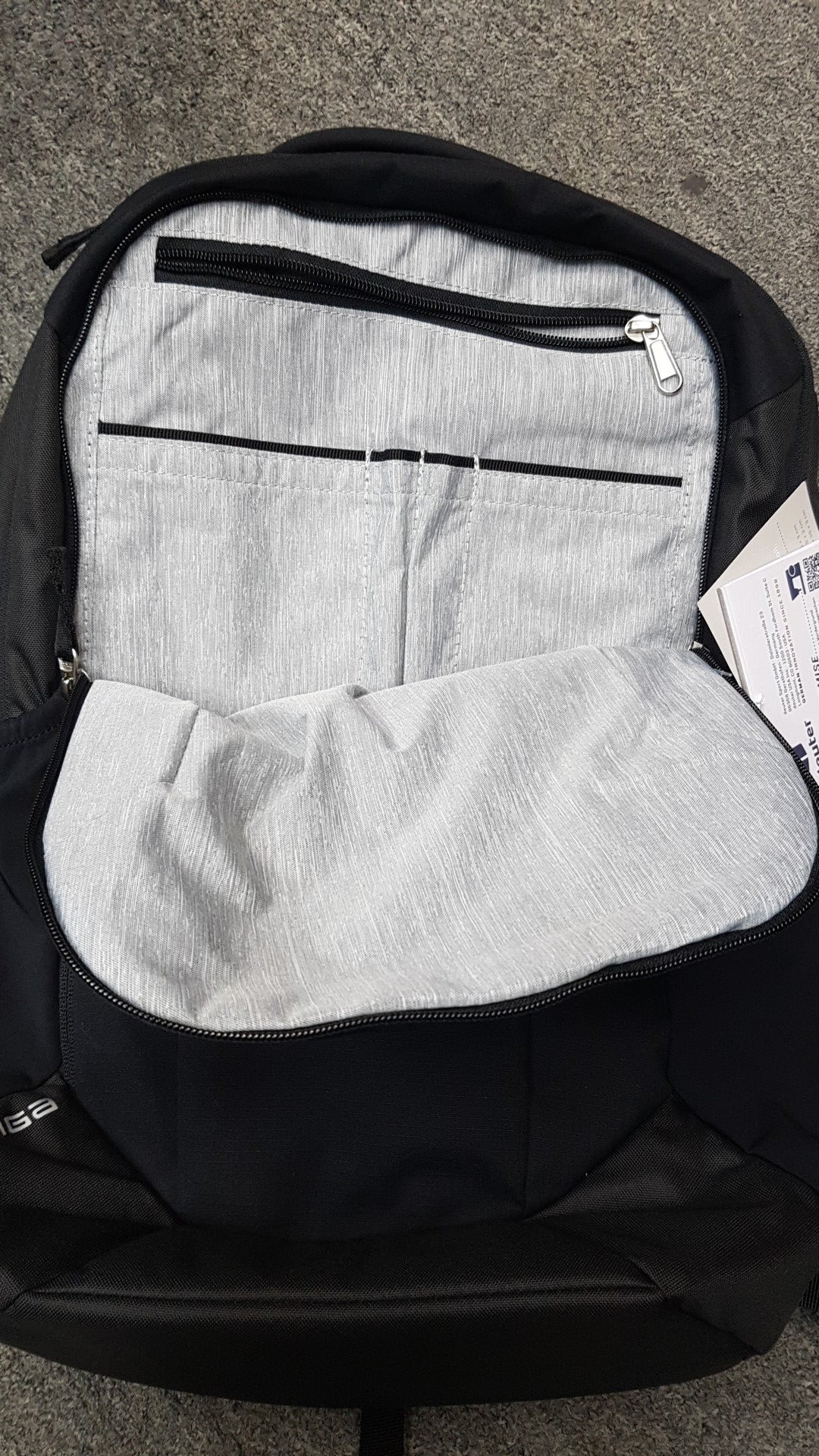 Deuter  Giga - Light Weight Back Support Bag With Laptop Compartment For Secondary, Jc ,Uni - Backpackers Gallery