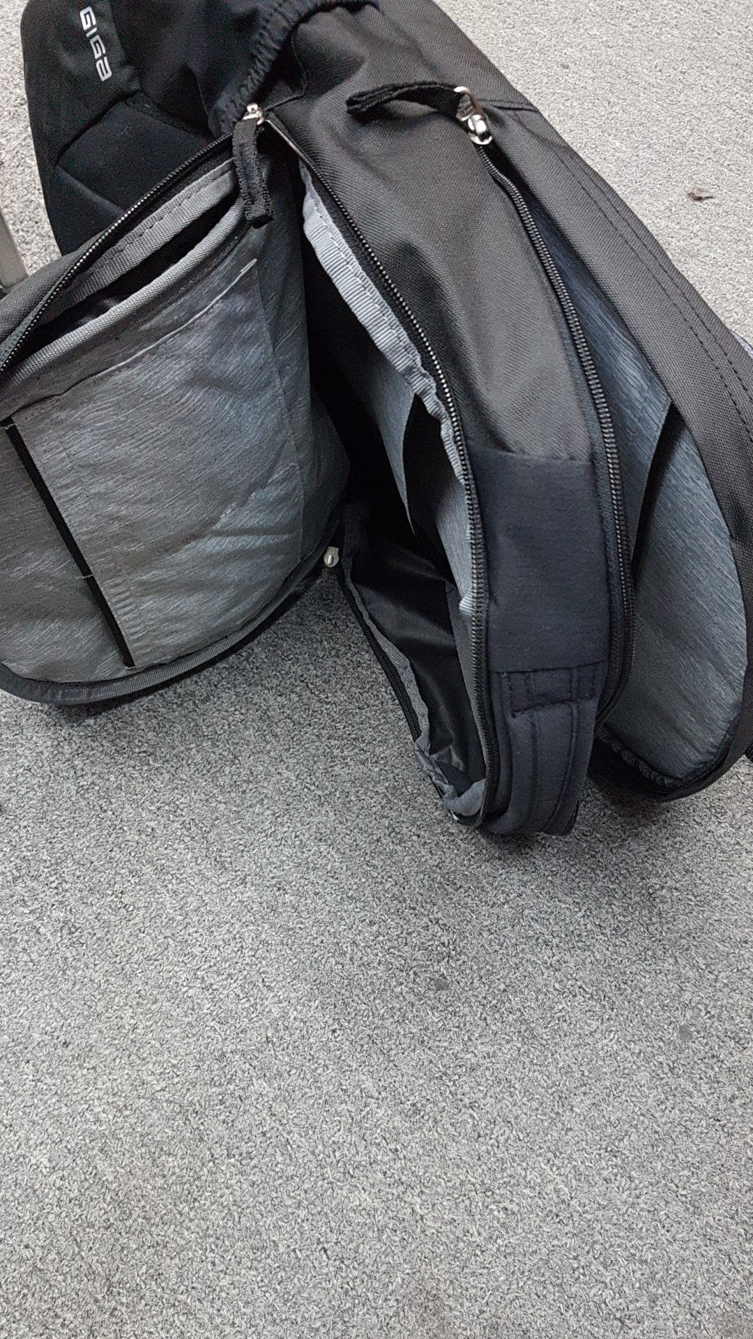 Deuter  Giga - Light Weight Back Support Bag With Laptop Compartment For Secondary, Jc ,Uni - Backpackers Gallery