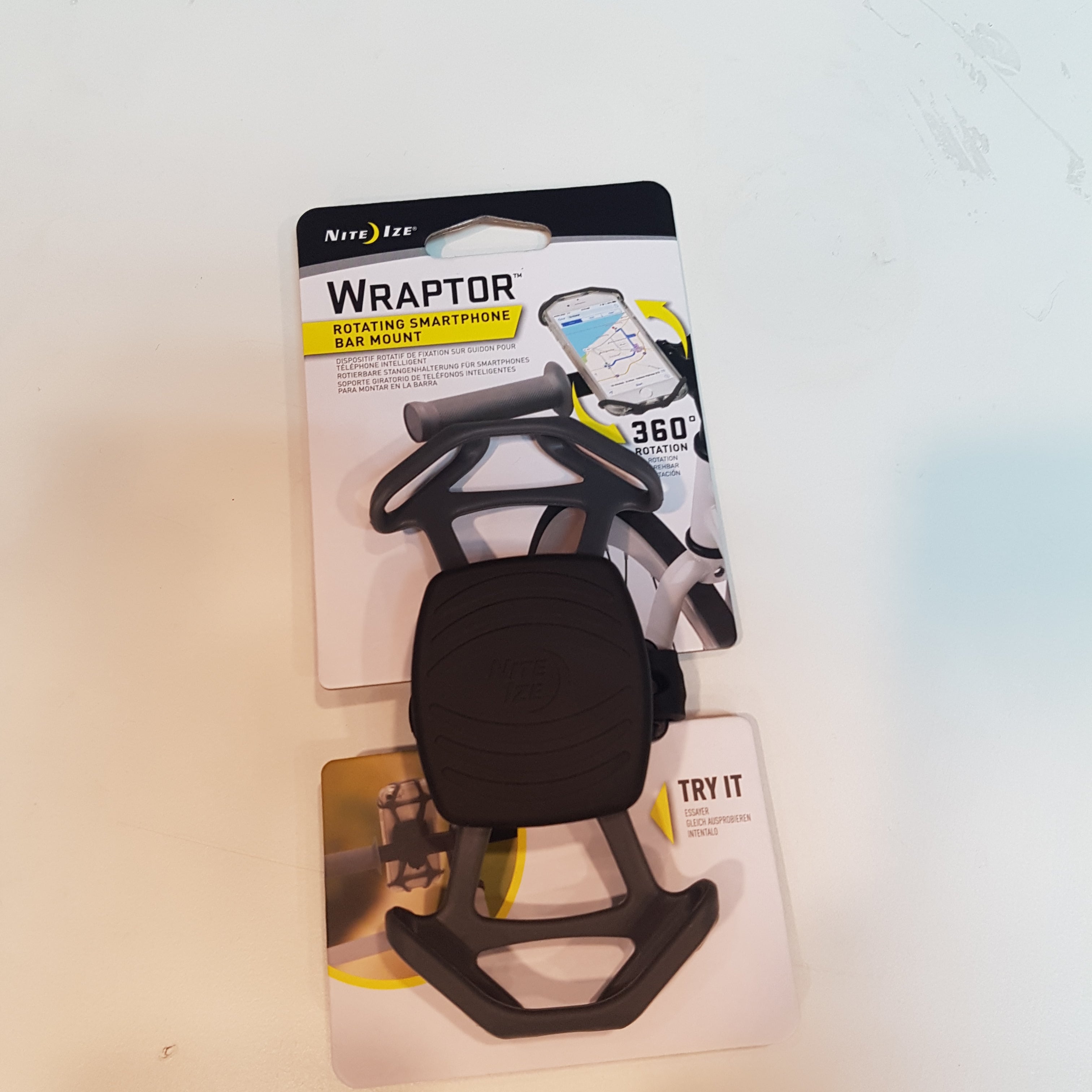 Niteize Wraptor- rotating universal smartphone mount to bike, stroller