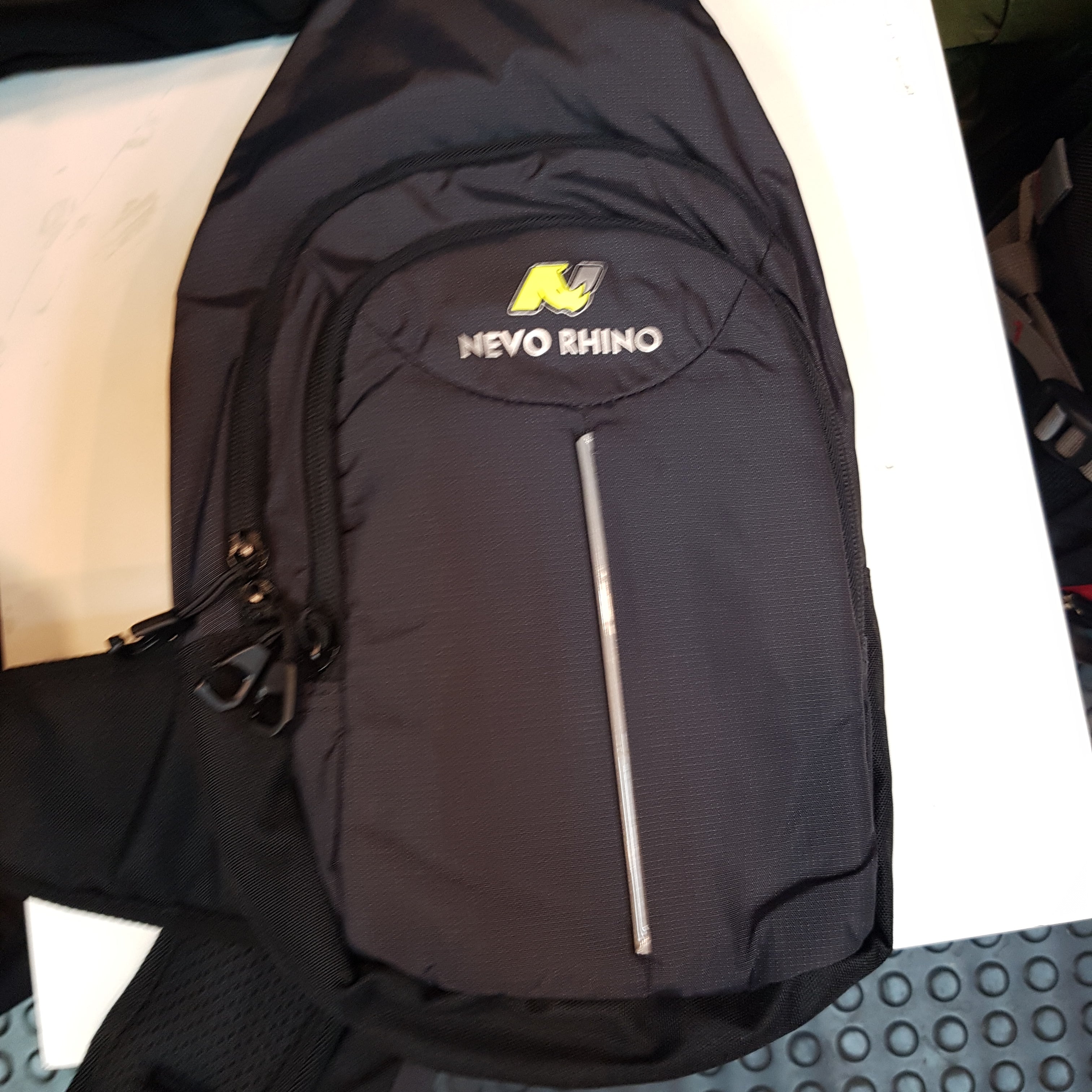 SG- Novo Crossbody bag